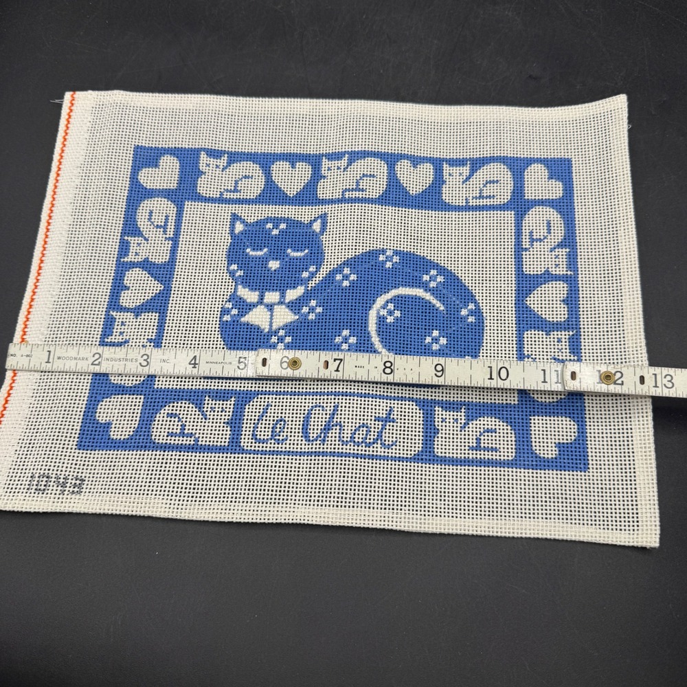 Vintage Le Chat Alice Peterson Blue Cat Needlepoint Canvas Art Blue White Hearts - Picture 3 of 4